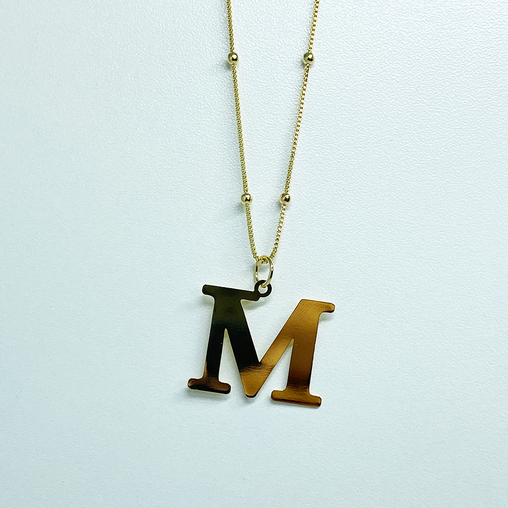 Colar Alfabeto Letra M em Ouro